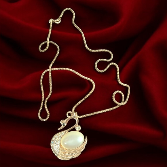 Bijoux by Meera Gold-tone Swan Pendant Necklace with Faux Pearl Accent - Picture 1 of 2